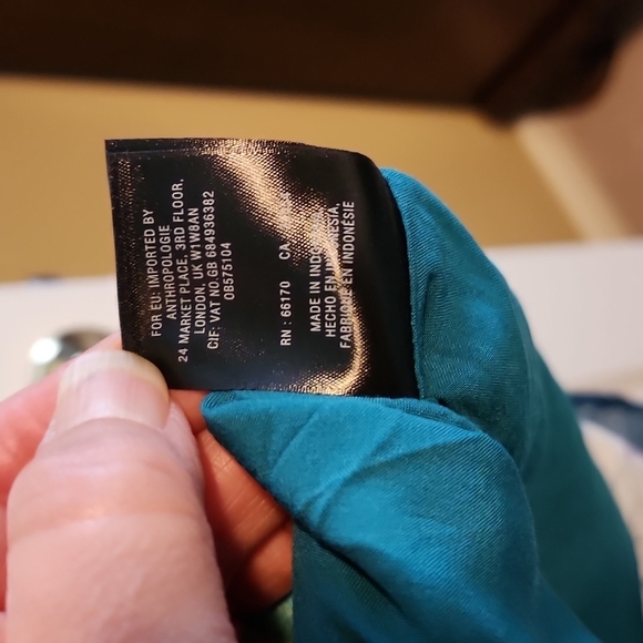 Gorgeous Maeve Cold Shoulder Dress - Picture 10 of 11